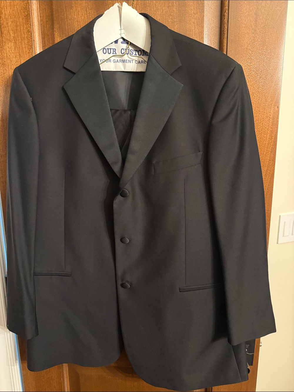 Santori Men’s 3 piece black tuxedo, just laundered jacket, vest and pants